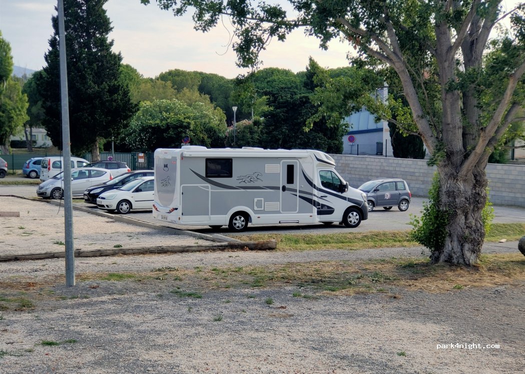 (11130) Sigean - 54 Avenue de Perpignan — foto 2