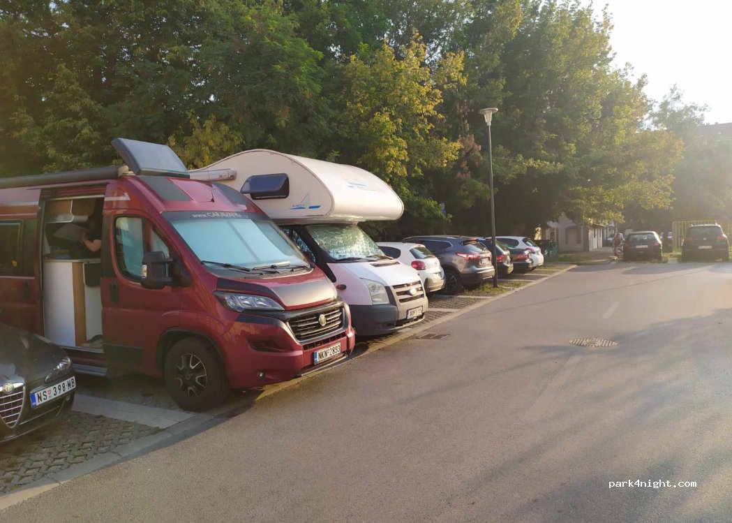 () Novi Sad - 18 Radnička — foto 2