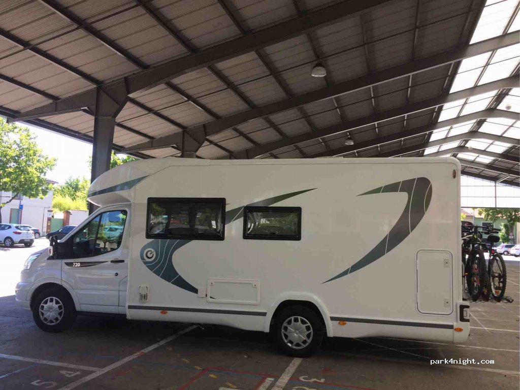 (81000) Albi - 31 Place Foirail Castelviel — foto 2