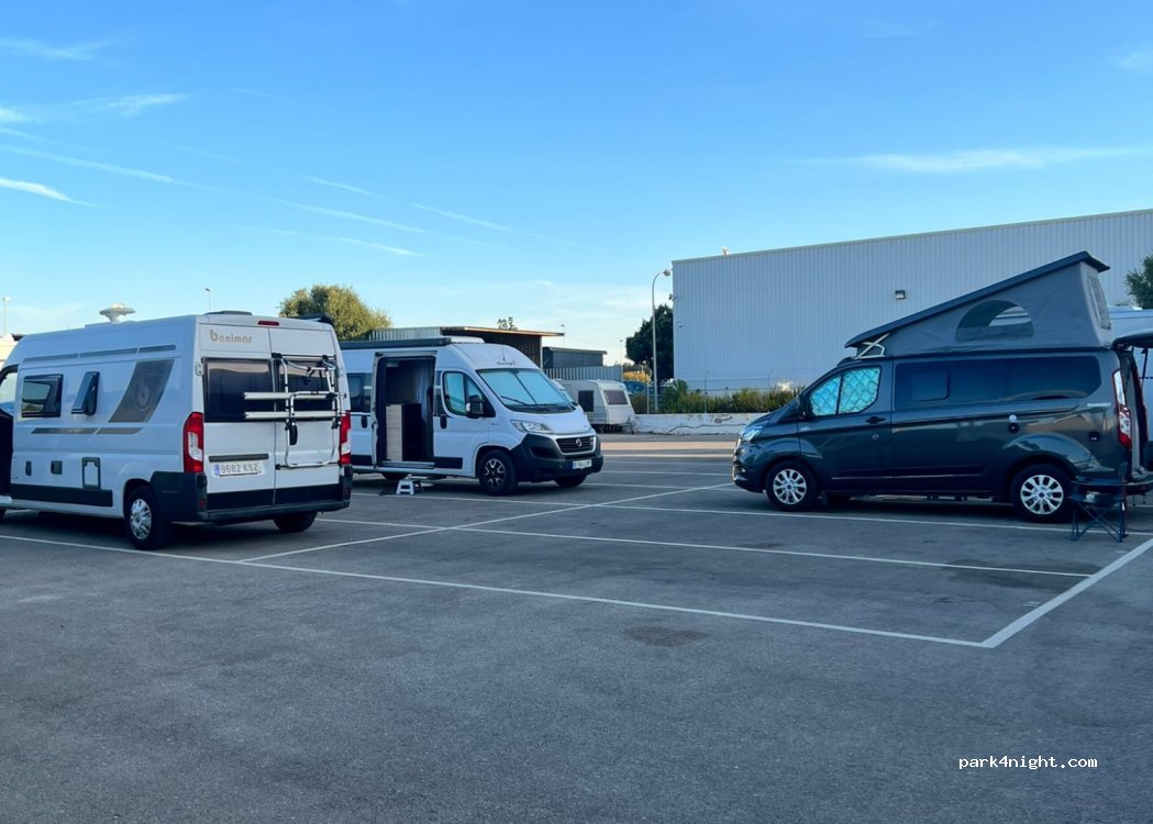 (11407) Jerez de la Frontera - 33 Avenida Tio Pepe — foto 2