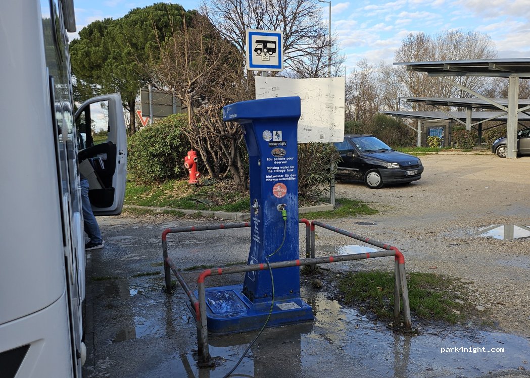 (30200) Bagnols-sur-Cèze - 36 Avenue de l'Europe — foto 5