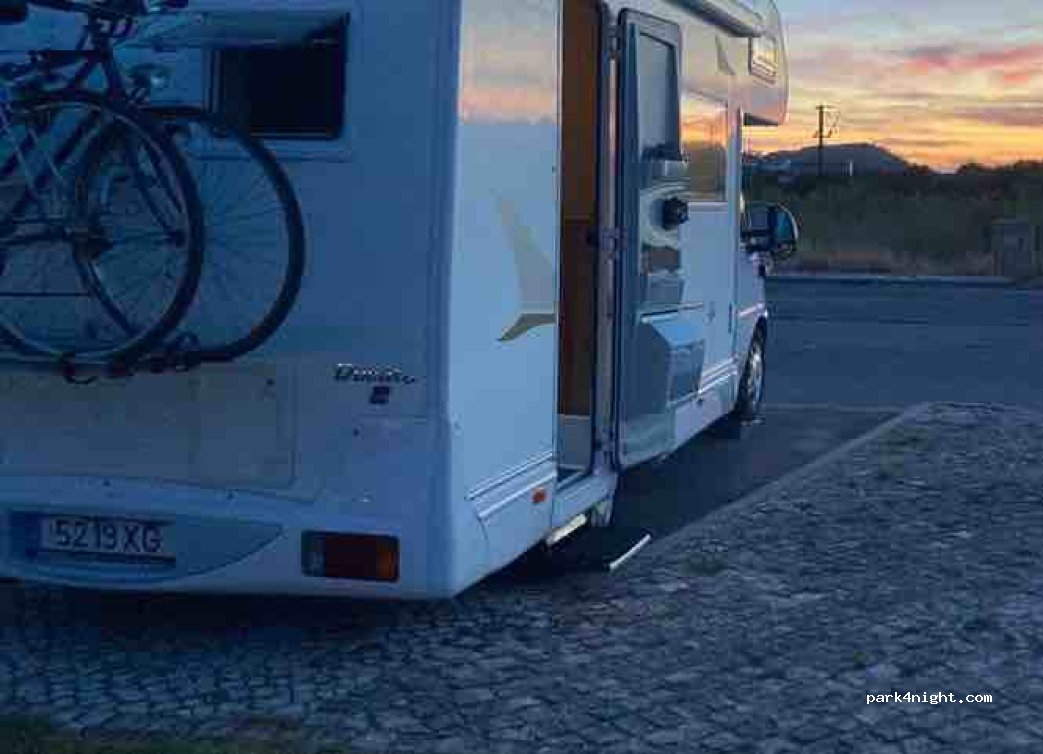 (8375-143) São Bartolomeu de Messines - 22 Rua Vale de Talega — foto