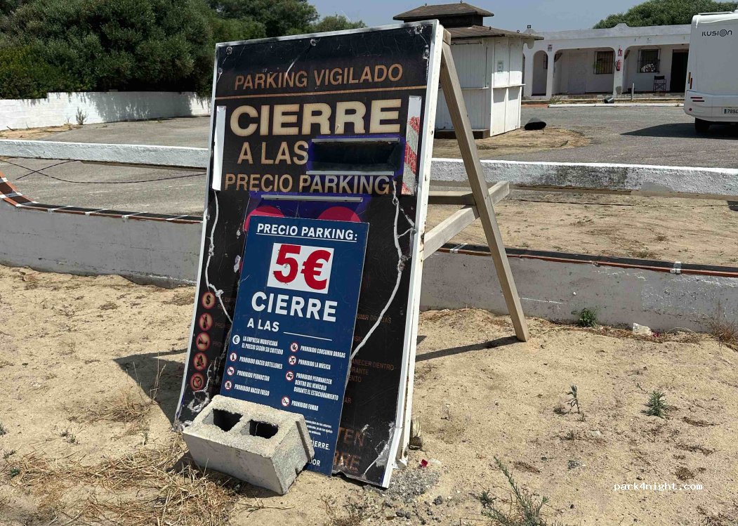 (11159) Los Caños de Meca - 147 Avenida Trafalgar — foto 3