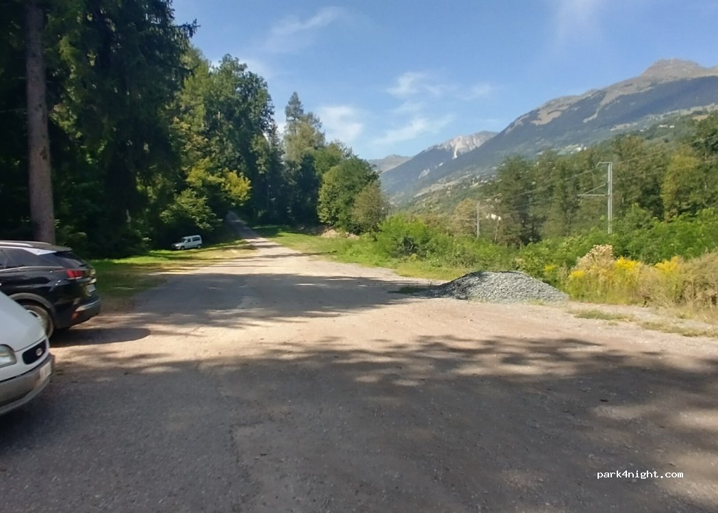 (73210) La Plagne-Tarentaise - Unnamed Road — foto