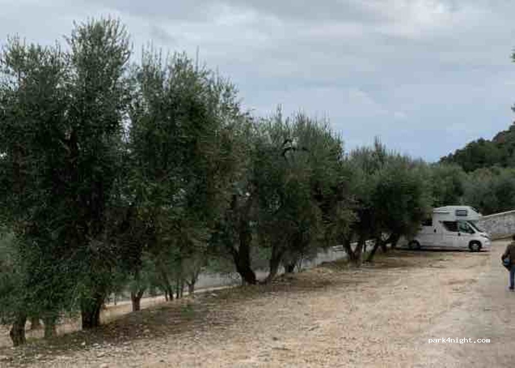 (71030) Mattinata - Unnamed Road — foto