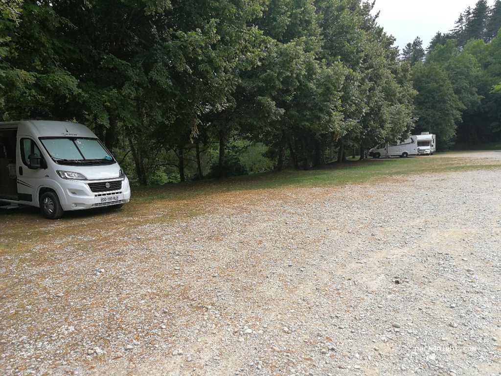 Camper Parking Maisod — foto 2