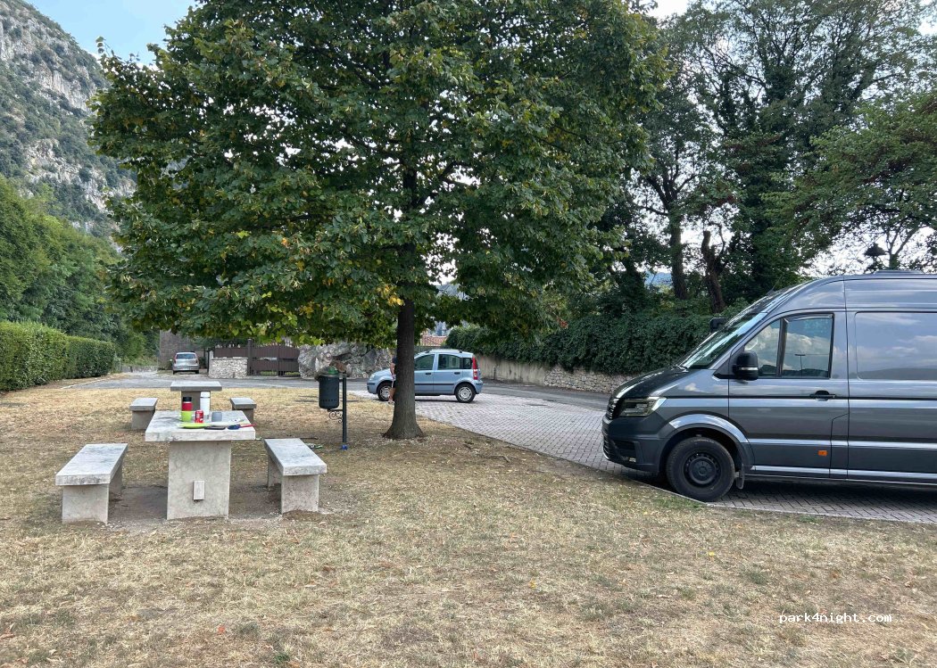 (37020) Ceraino - 321 Strada Statale 12 — foto 4