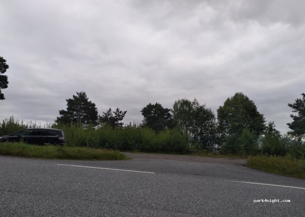(5643) Strandvik - 16 Furekamben — foto