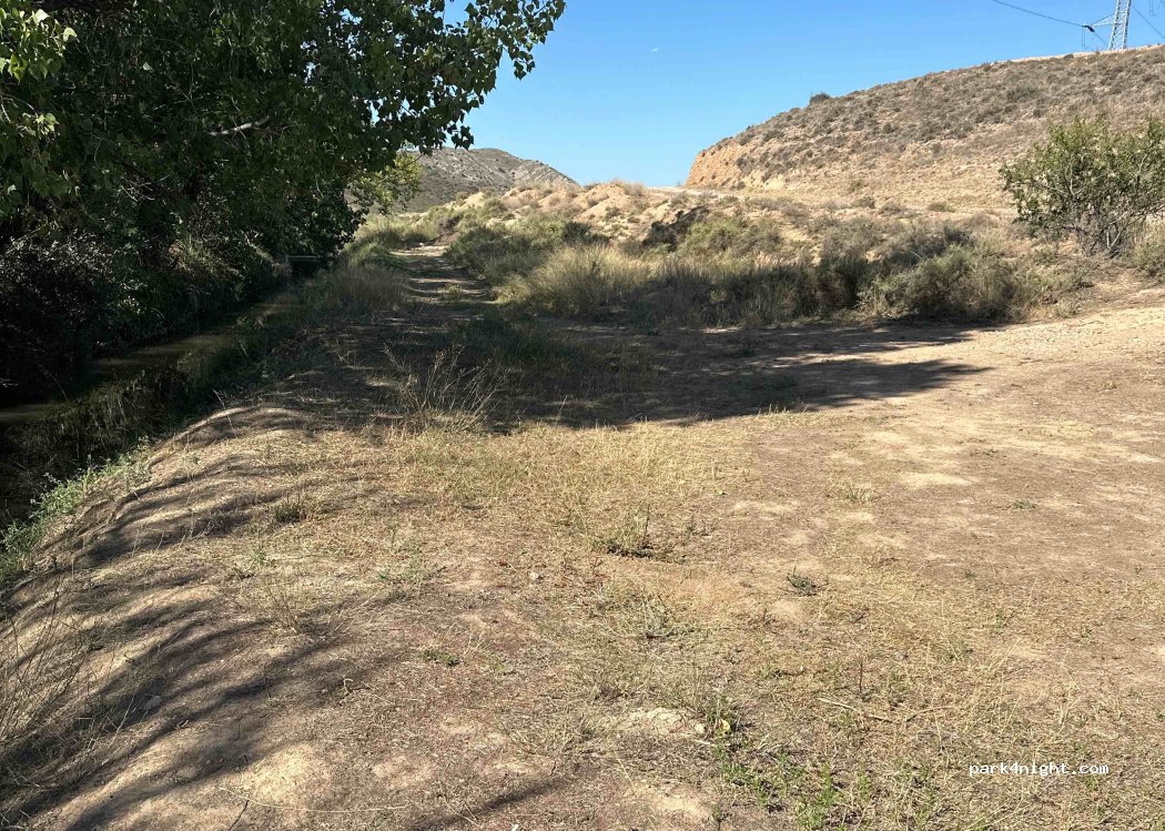 (50130) Belchite - Unnamed road — foto