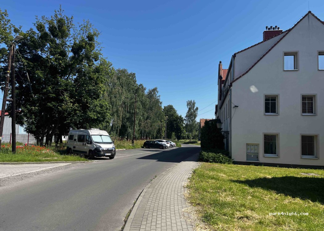 (49-100) Niemodlin - 4 Zamkowa — foto 5