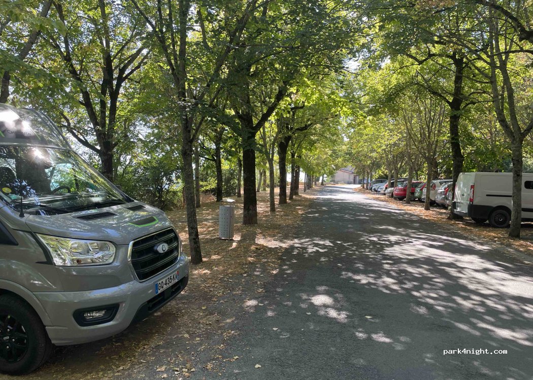 (81440) Lautrec - 2 Rue Edmond Michelet — foto