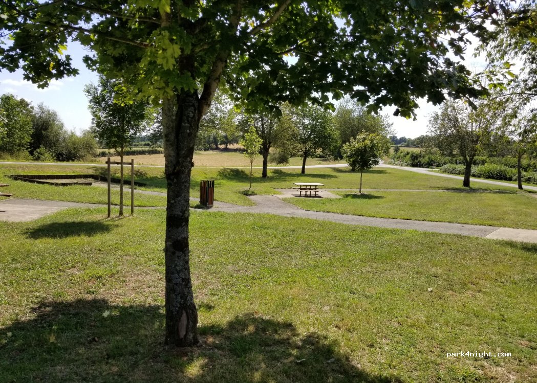 (63700) Buxières-sous-Montaigut - — foto