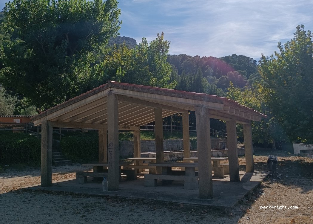 (46758) Barx - 205 Plaça Poligono 10 — foto