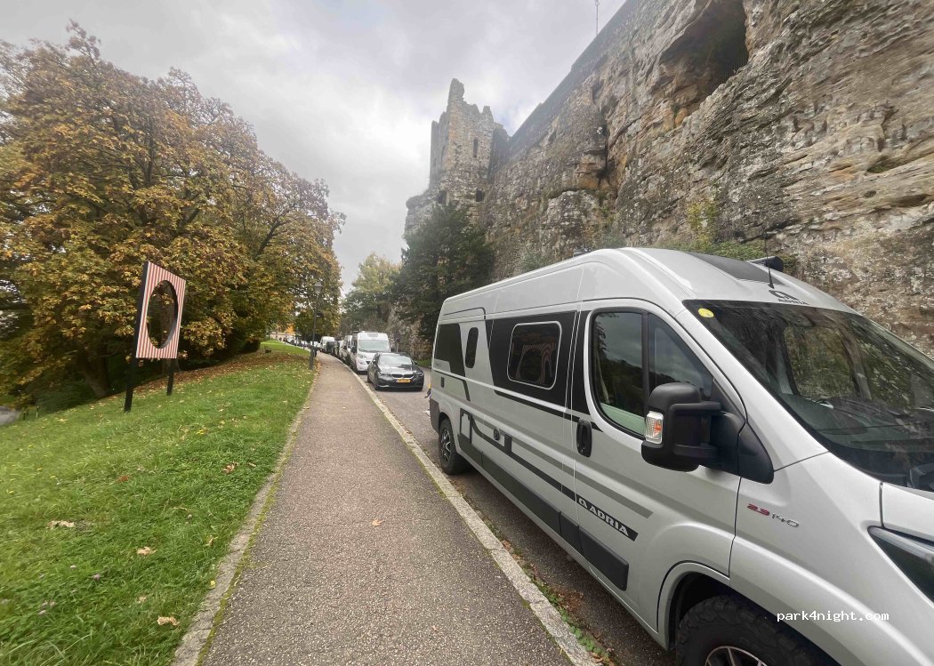 (1343) Luxembourg - 2 Montée de Clausen — foto 5