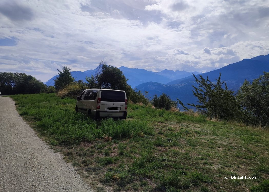 (3971) Crans-Montana - 18 Route du Fougir — foto