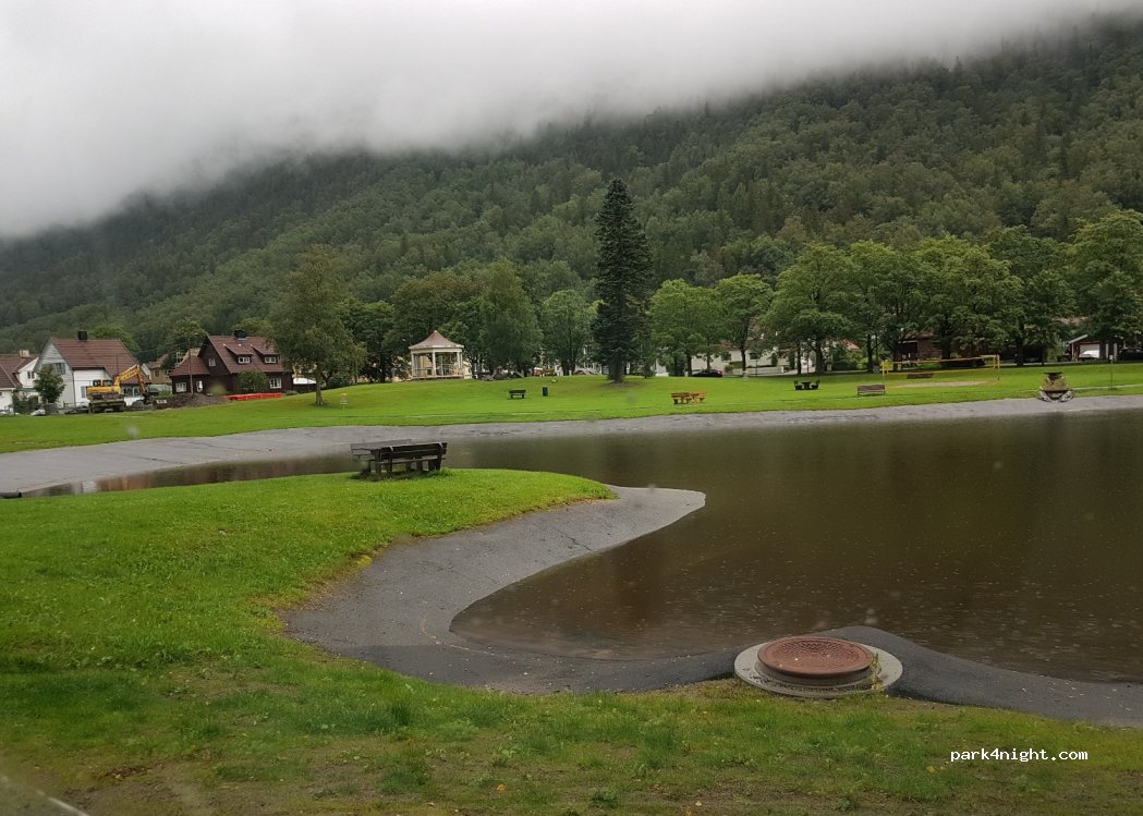 (3660) Rjukan - 54 Tinngata — foto