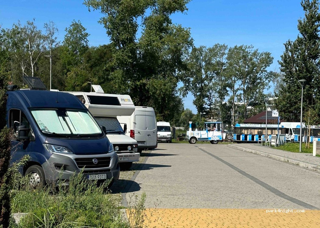 (72-420) Dziwnów - 4a Marynarki Wojennej — foto