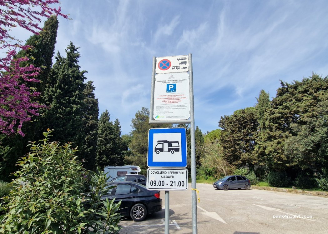 (6320) Portorož - 1 Med vrtovi — foto 3