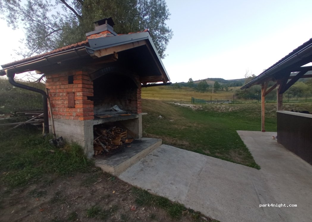 (70267) Donji Baraći - Unnamed Road — foto 3