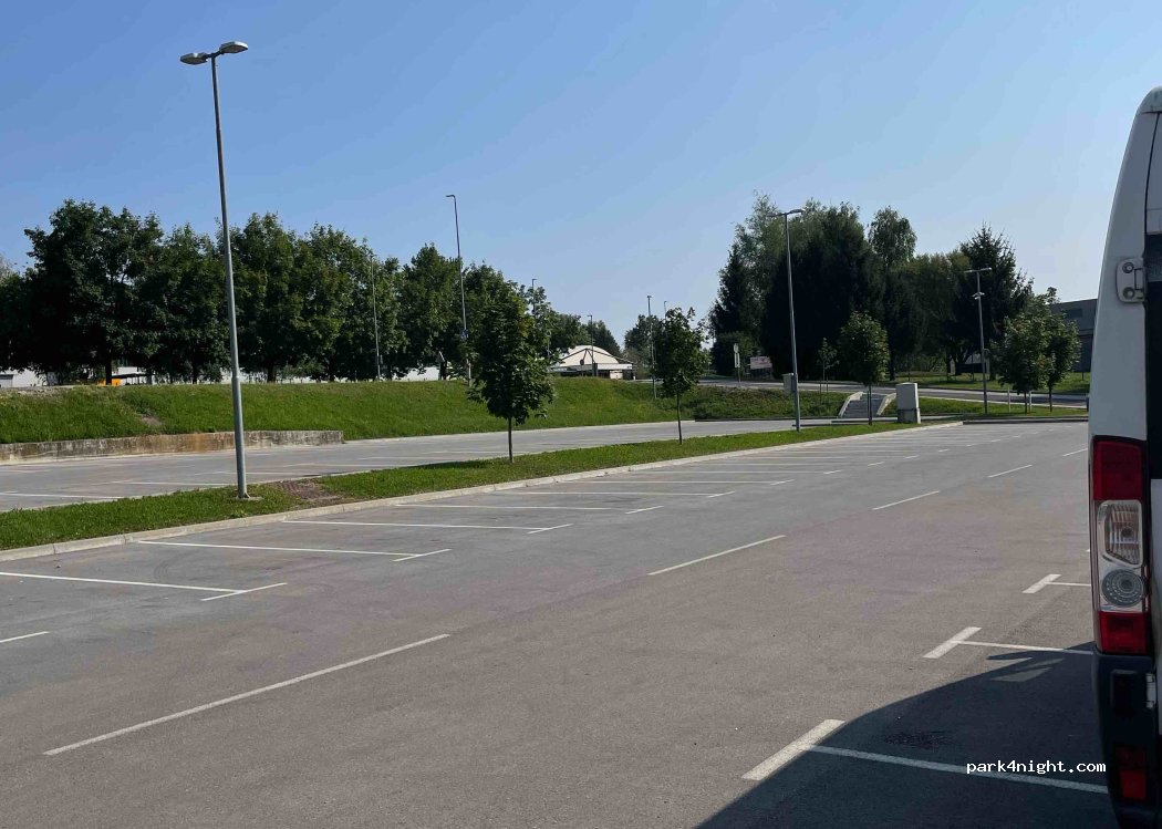(8340) Črnomelj - Ulica heroja Stariha — foto