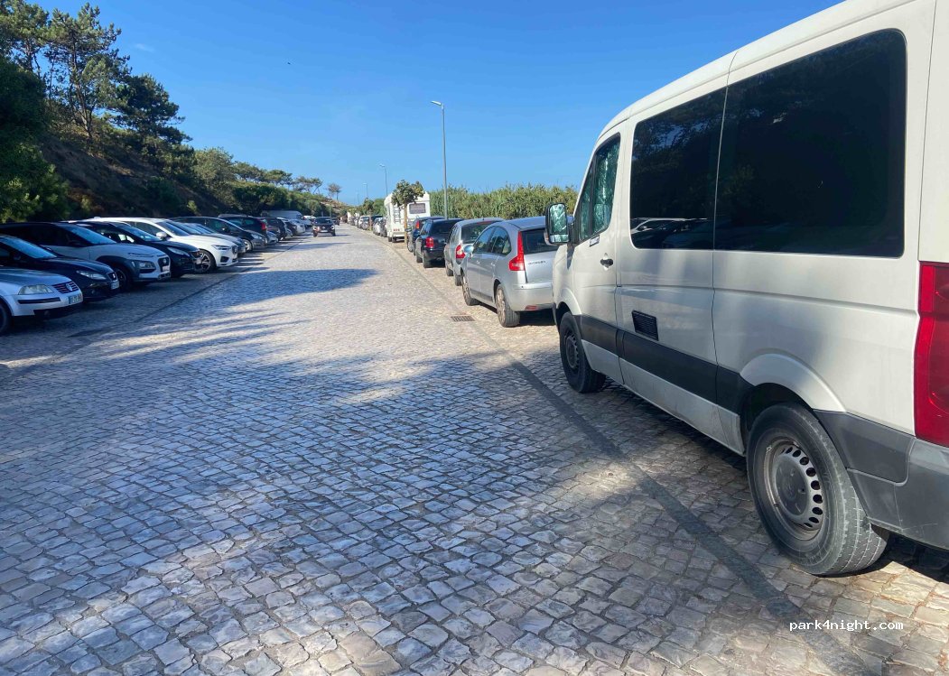 (2970) Sesimbra - 10 Rua do Moinho — foto 2