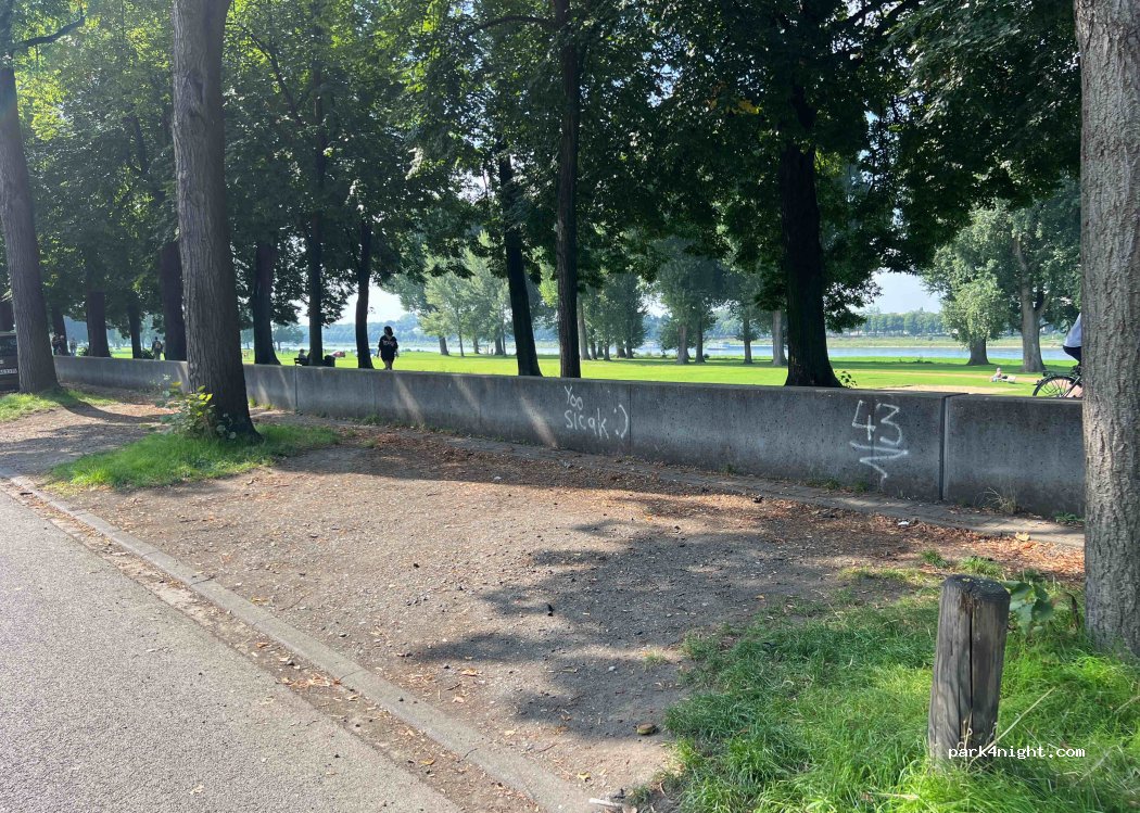 (51105) Köln - 76 Alfred-Schütte-Allee — foto 2