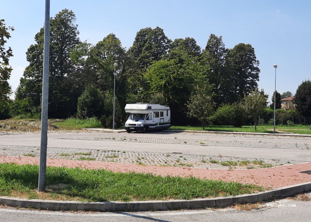 (30039) Stra - 58 Via Chiesa — foto