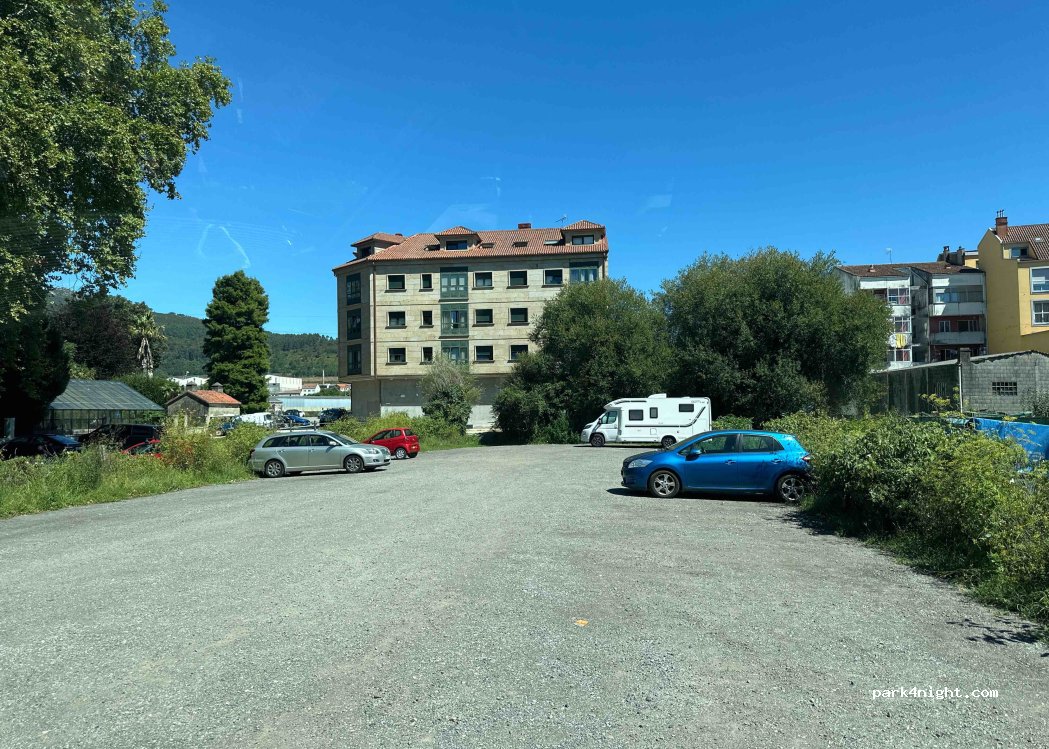 (15900) Padrón - 27 Avenida de Compostela — foto
