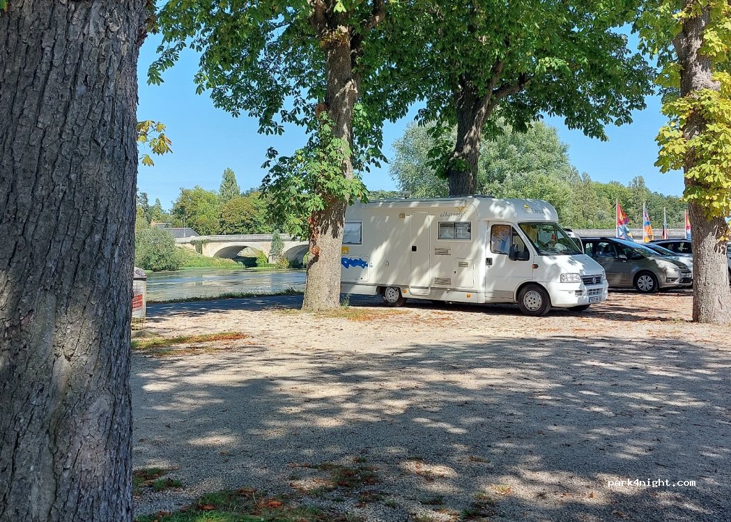 (37150) Bléré - 28c Quai Bellevue — foto