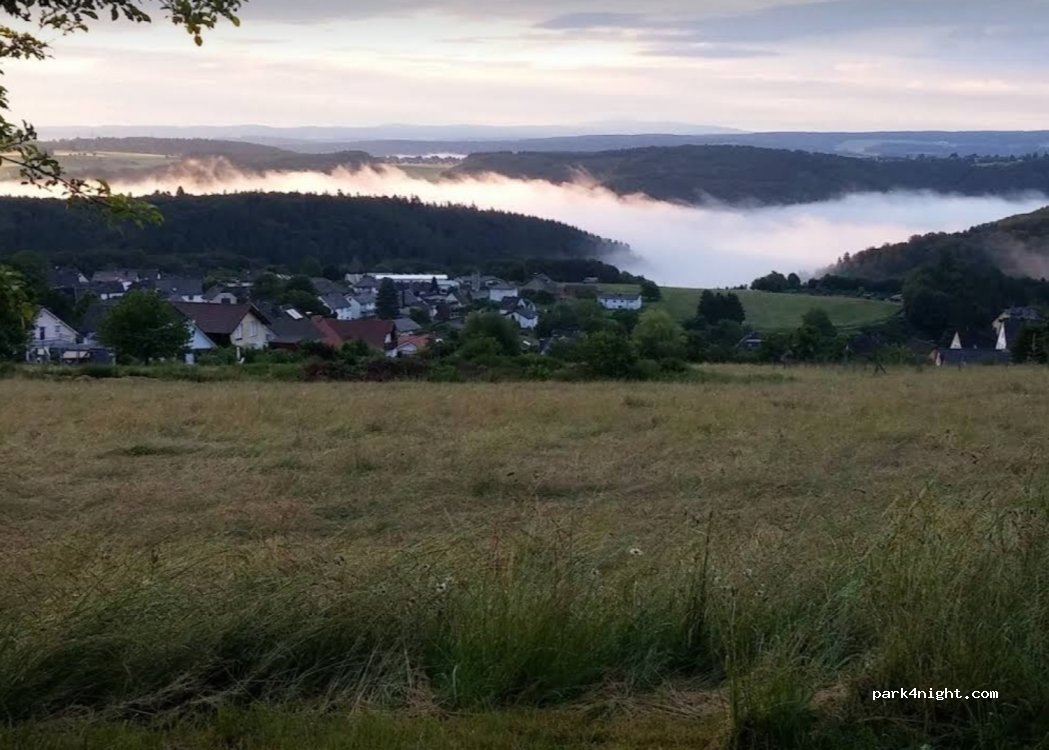 (56412) Hübingen - 1 Am Buchenberg — foto