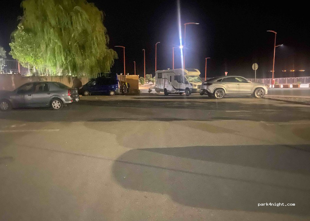 () Constanța - Strada Jean Constantin — foto