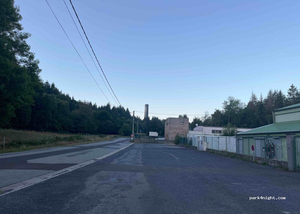 (63230) Pontgibaud - 5 Les Fonderies — foto