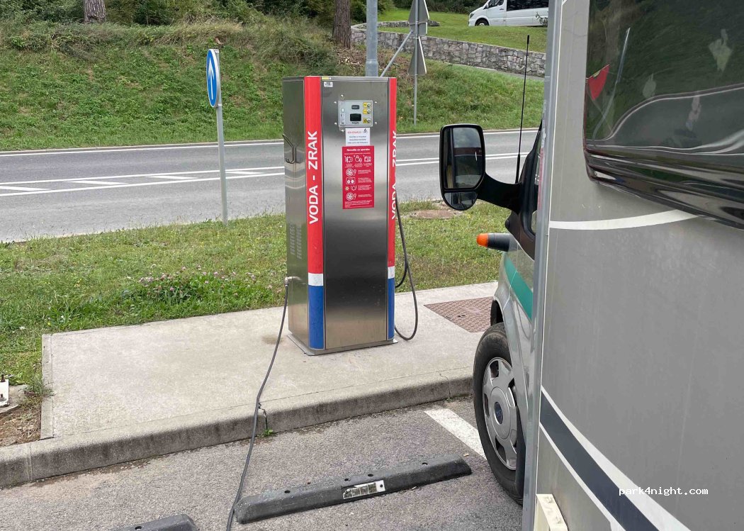 (6240) Hrpelje - 51 Reška cesta — foto