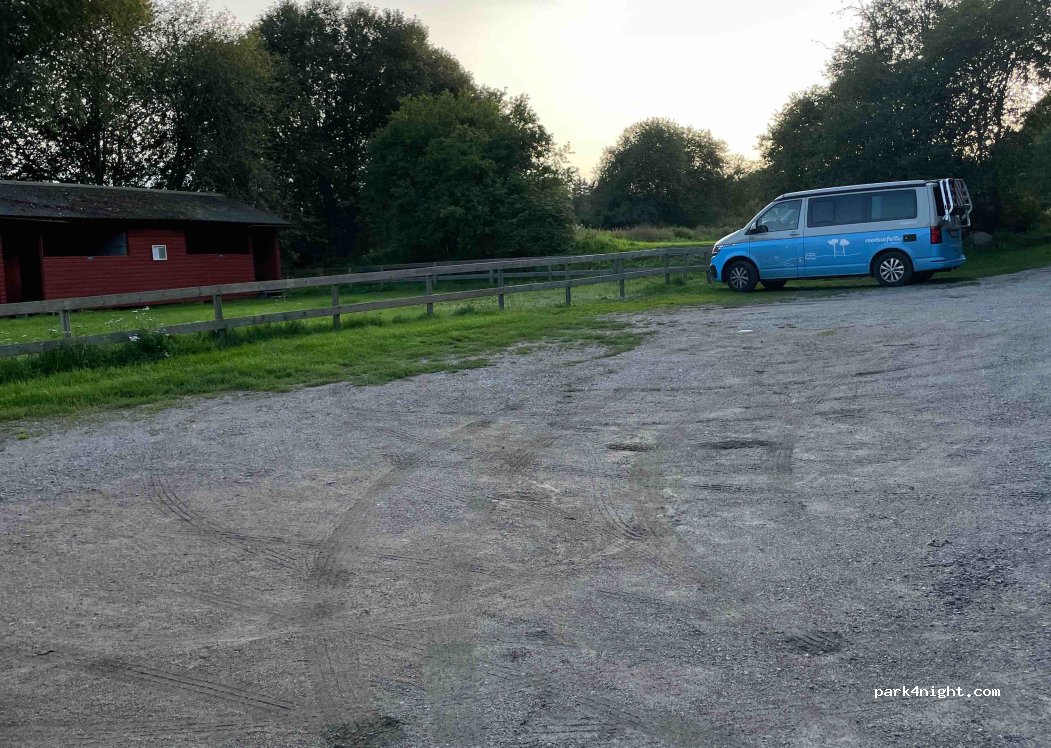 (749 50) Ekolsund - 33 Husby-Sjutolft Ekolsund — foto 2