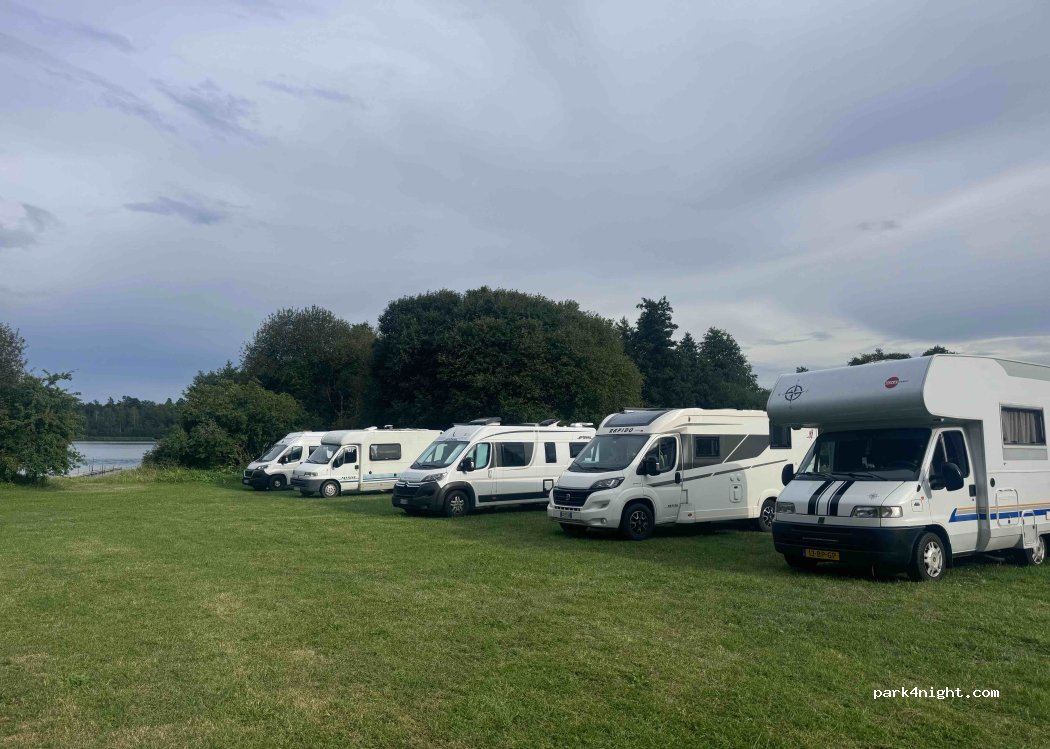 (749 50) Ekolsund - 33 Husby-Sjutolft Ekolsund — foto 4