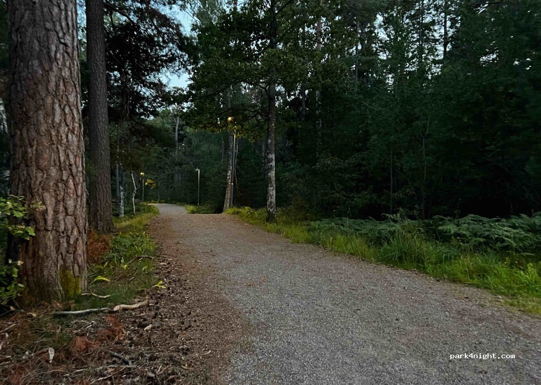 (132 36) Saltsjö-boo - Velamsundsvägen — foto