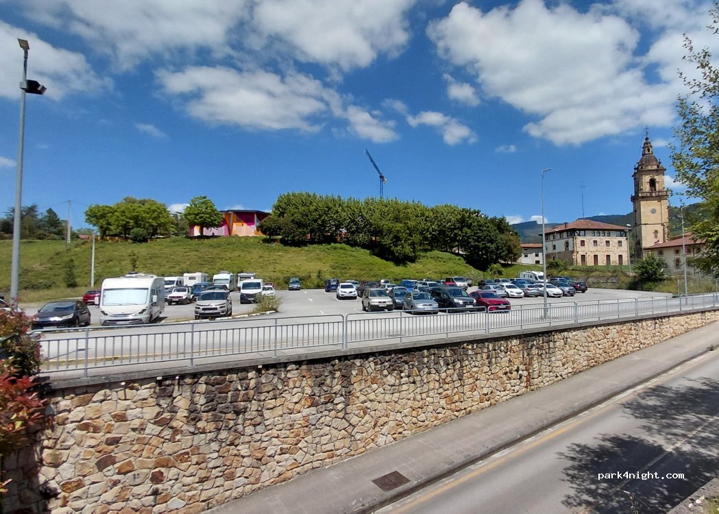 (48215) Iurreta - 3 Olalde Kalea — foto