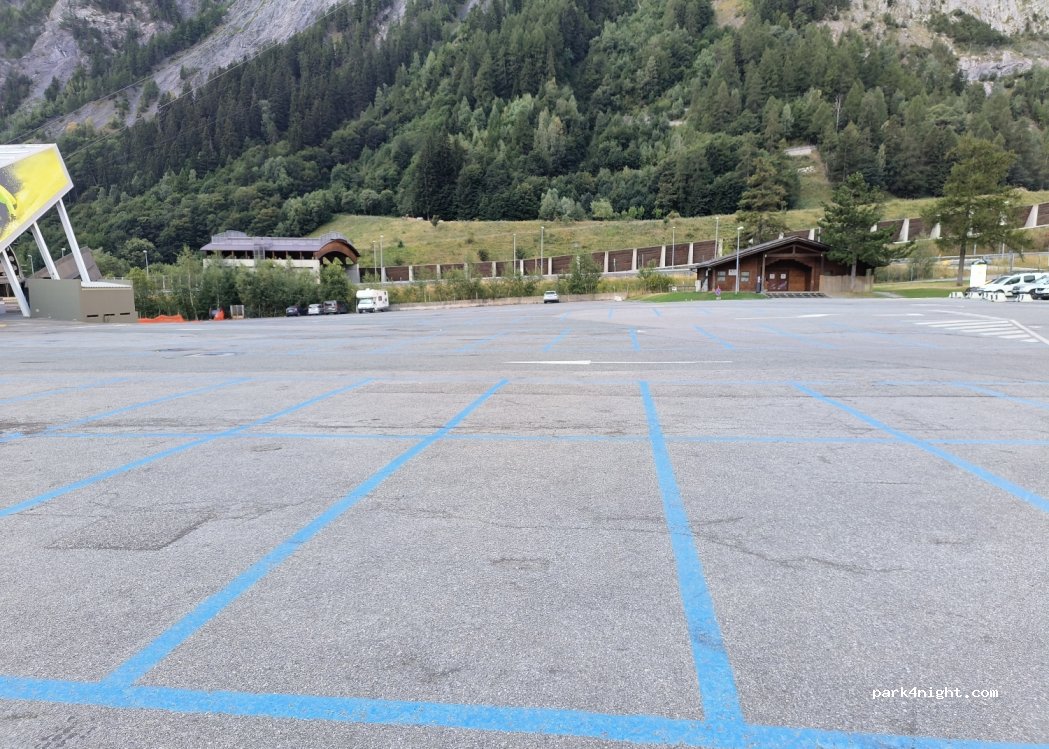 (11013) Entreves - 39 Piazzale Funivie Val Veny — foto 2