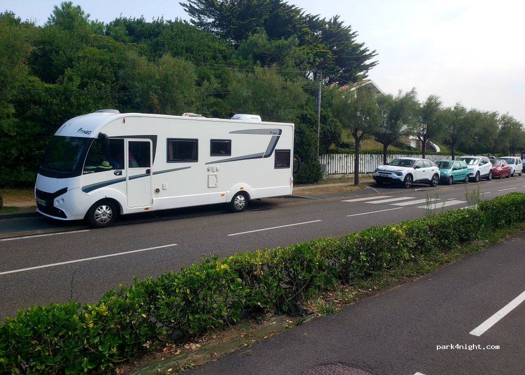 (64600) Anglet - 33 Boulevard des Plages — foto 2