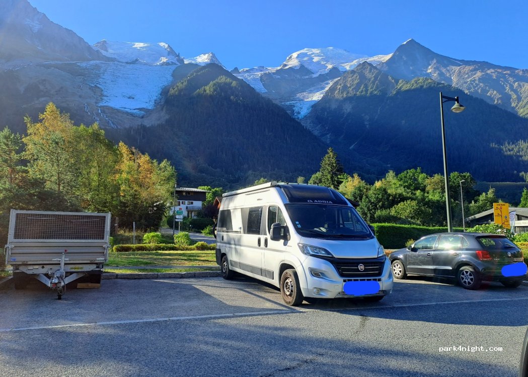 (74400) Chamonix-Mont-Blanc - 159 Route des Rives — foto