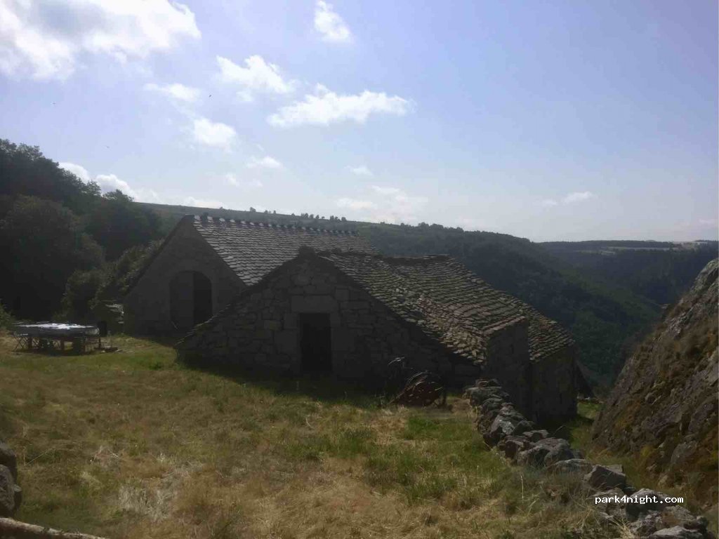 (48000) Saint-Étienne-du-Valdonnez - — foto 3