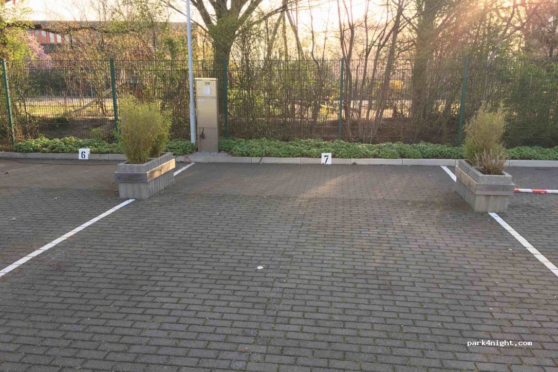 Wohnmobilstellplatz Am Kombibad Soest — foto