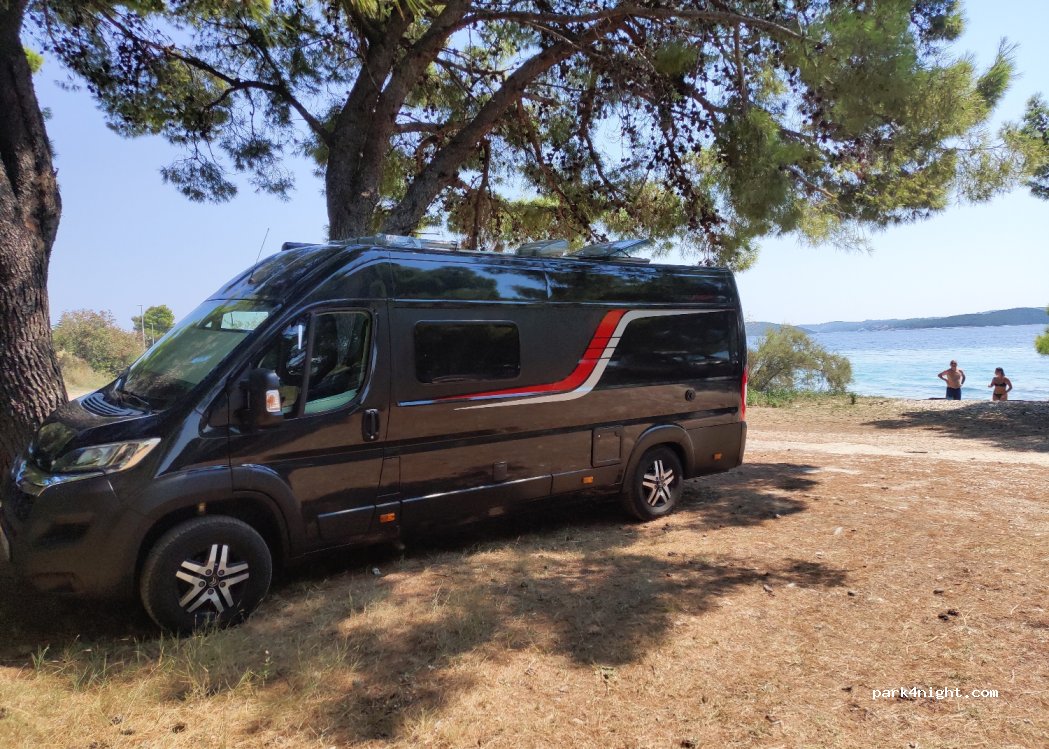 (20267) Kučište - 26 Kućište — foto