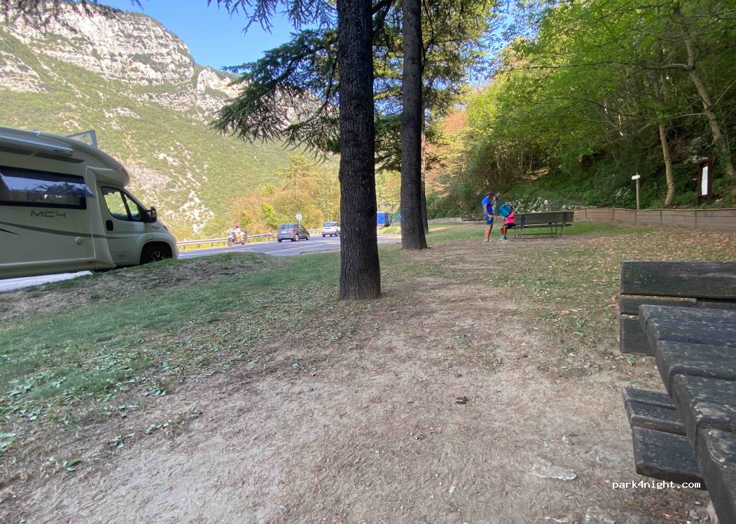 (38069) Loppio - Strada Statale 240 — foto 2