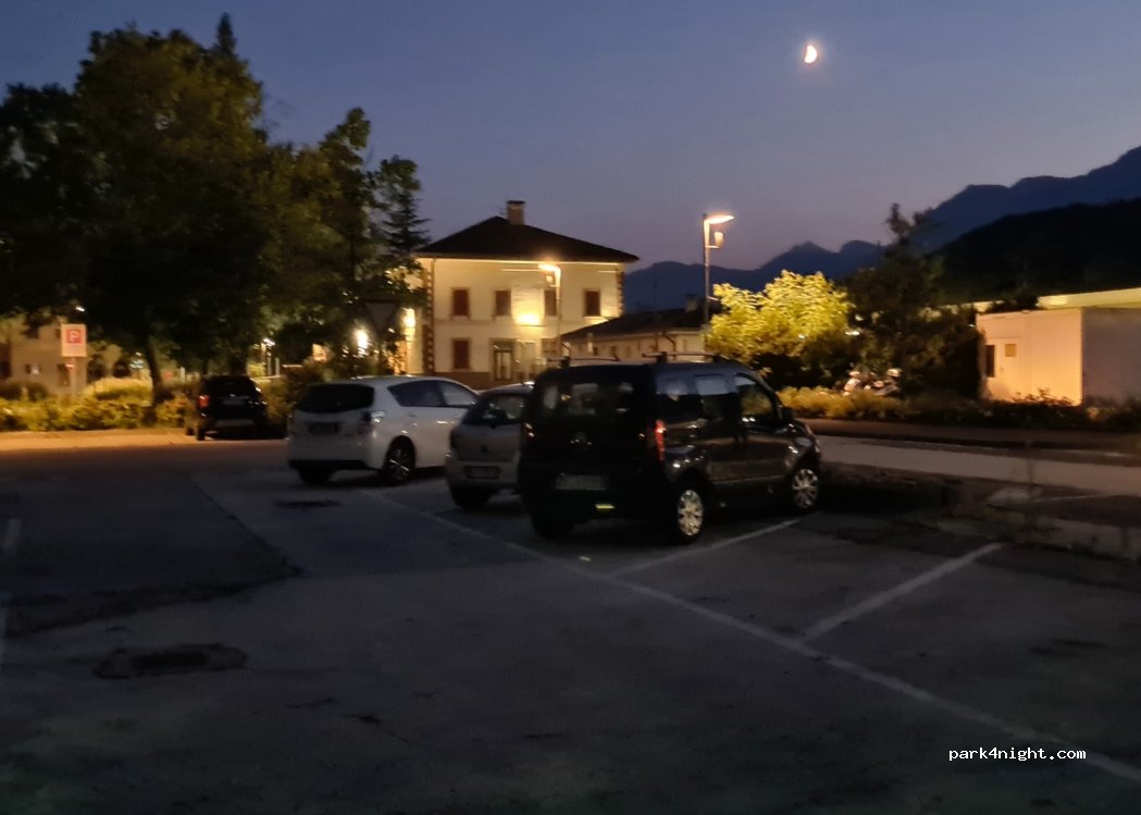 (39040) Bolzano - 1 Via Bronzolo — foto