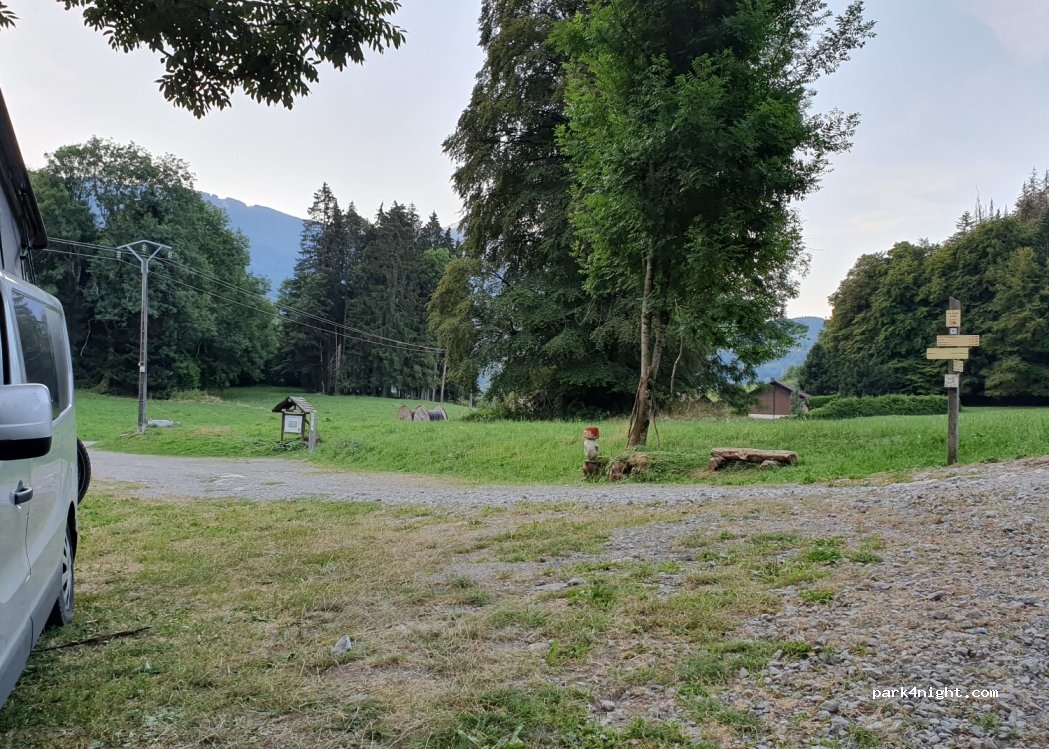 (74300) Arâches-la-Frasse - Chemin Rural dit de la Croix du Ruttet — foto 2