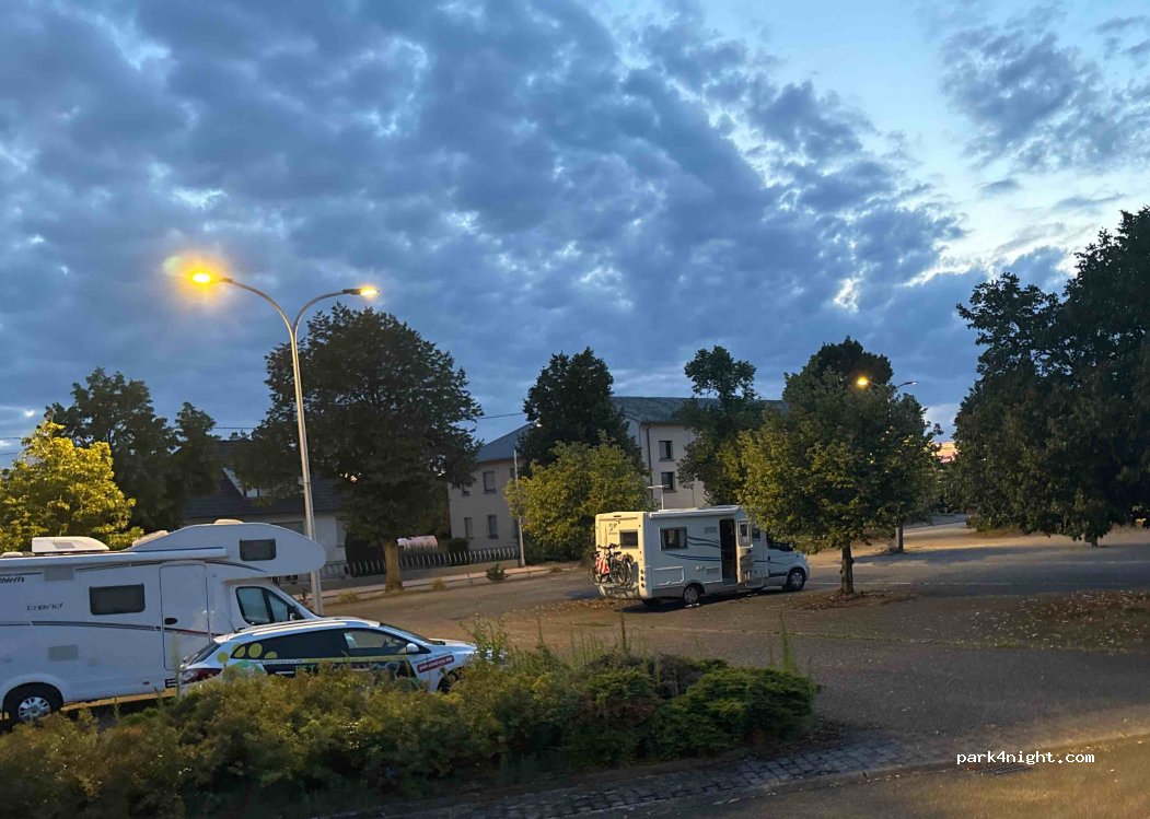 (68600) Vogelgrun - 2 Place des Tilleuls — foto