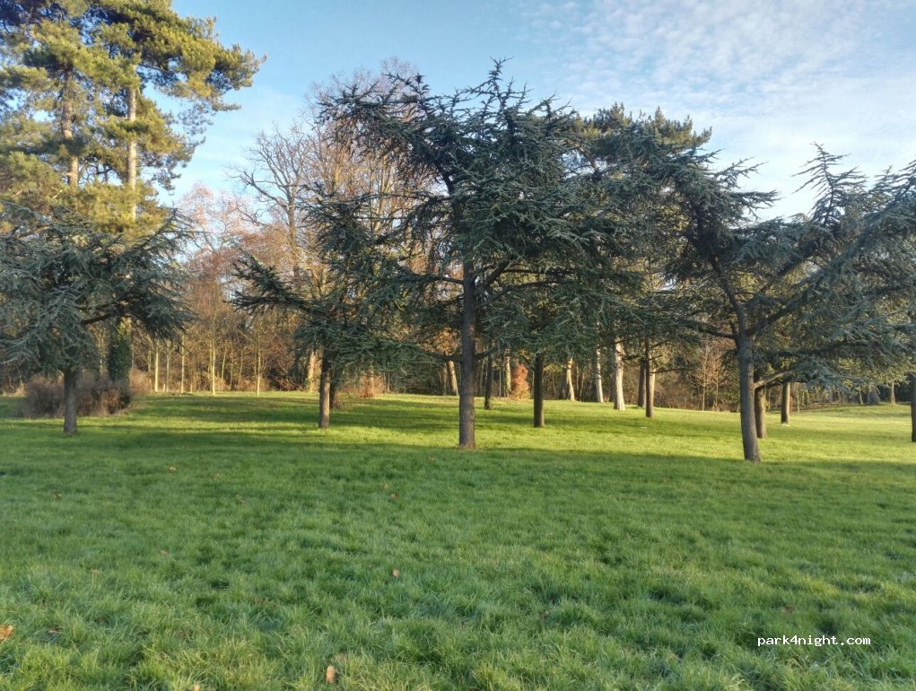 (75016) Paris - Route des Moulins — foto 2