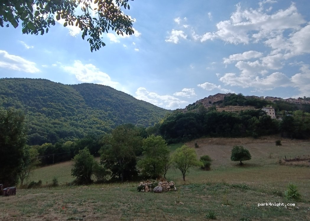 (67062) Abruzzo - 16 Via Magliano Rosciolo — foto