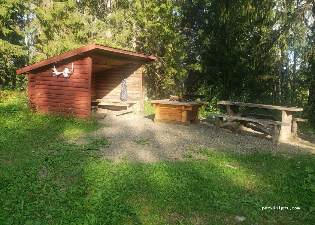 (835 61) Gravbränna - — foto